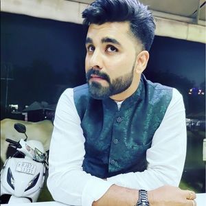 Meet your Posher, Vineet